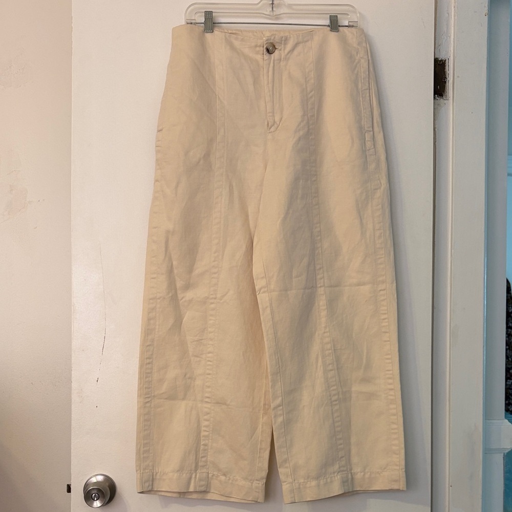 LOFT Cotton/Linen Blend Off White Wide Leg Pants. Size 8